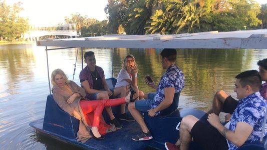 Esmeralda Mitre se lanzó a la cumbia pop: mirá el despolitante video