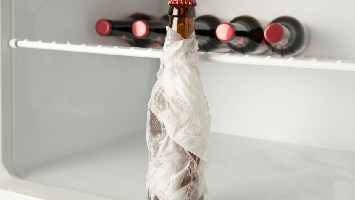 Mostr&oacute; una forma muy simple de enfriar en minutos la cerveza y se volvi&oacute; ultra viral