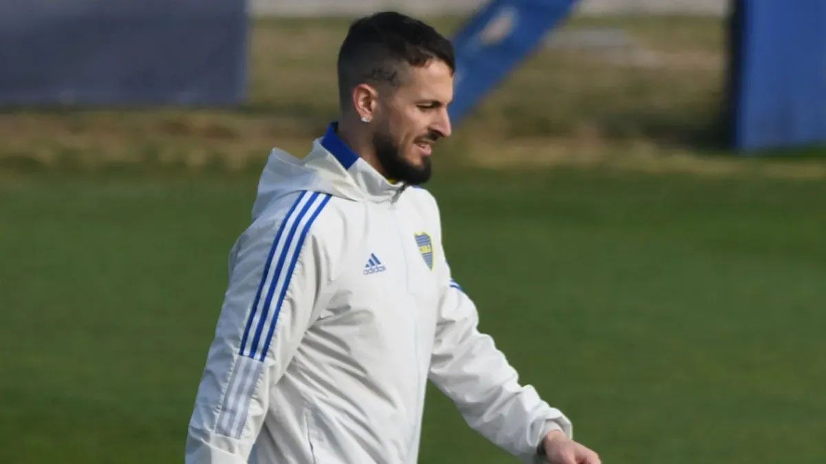 Benedetto se retiró de la práctica y encendió las alarmas en Boca.&nbsp;
