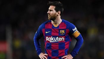 Una postal del fútbol: Messi con la camiseta de Barcelona. 