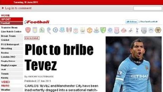 Diario sensacionalista británico vincula a Carlitos Tevez con un aberrante caso de soborno