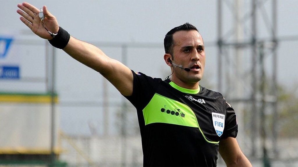 Espinoza denunció haber sido amenazado luego de dirigir Boca-Vélez: Tuve que esconder a mi familia