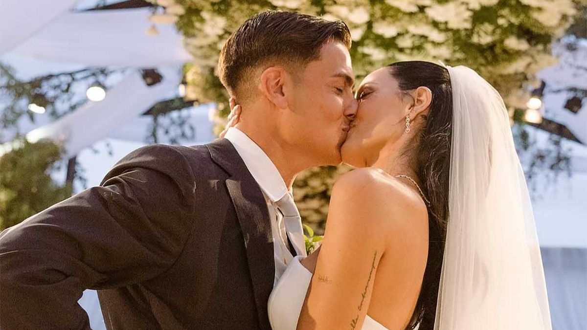 oriana sabatini y paulo dybala_casados.jpg