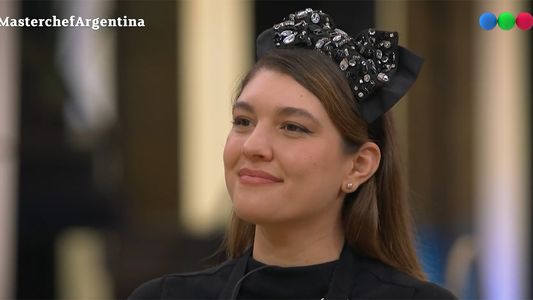 Con lágrimas en los ojos, los participantes de MasterChef despidieron a Estefanía Herlein