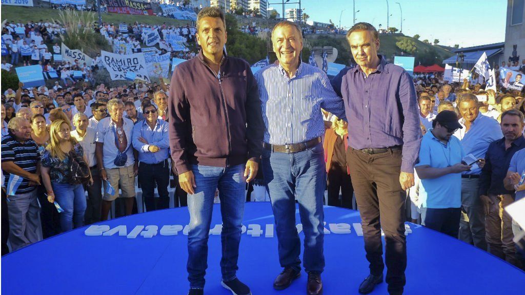 Massa, en el acto de Alternativa Federal: Hay que construir una mayoría que se anime a ponerle punto final al Gobierno