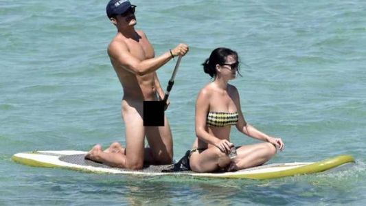 Orlando Bloom completamente desnudo junto a Katy Perry