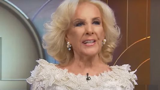 Mirtha Legrand y el comienzo a pura cumbia en su programa: Soy una leyenda