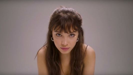 Malena Narvay se presenta por primera vez en vivo con su banda