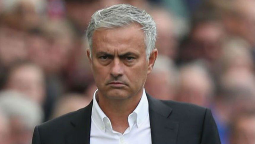 Mourinho se enojó tres el 0-3 con el Tottenham: Tengo más títulos que el resto de los DT de la Premier