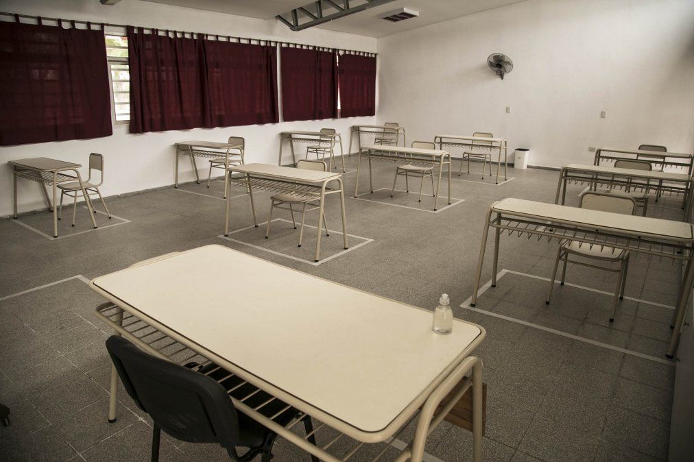 Desde el lunes habrá apertura gradual de las escuelas porteñas en todos los niveles