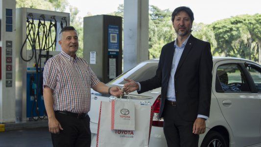 Beneficios de YPF y Toyota para los clientes de Etios Sedán con sistema de GNC