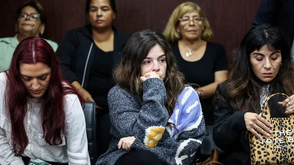 Dalma y Yanina Maradona, durante el primer juicio sobre la muerte de Diego.