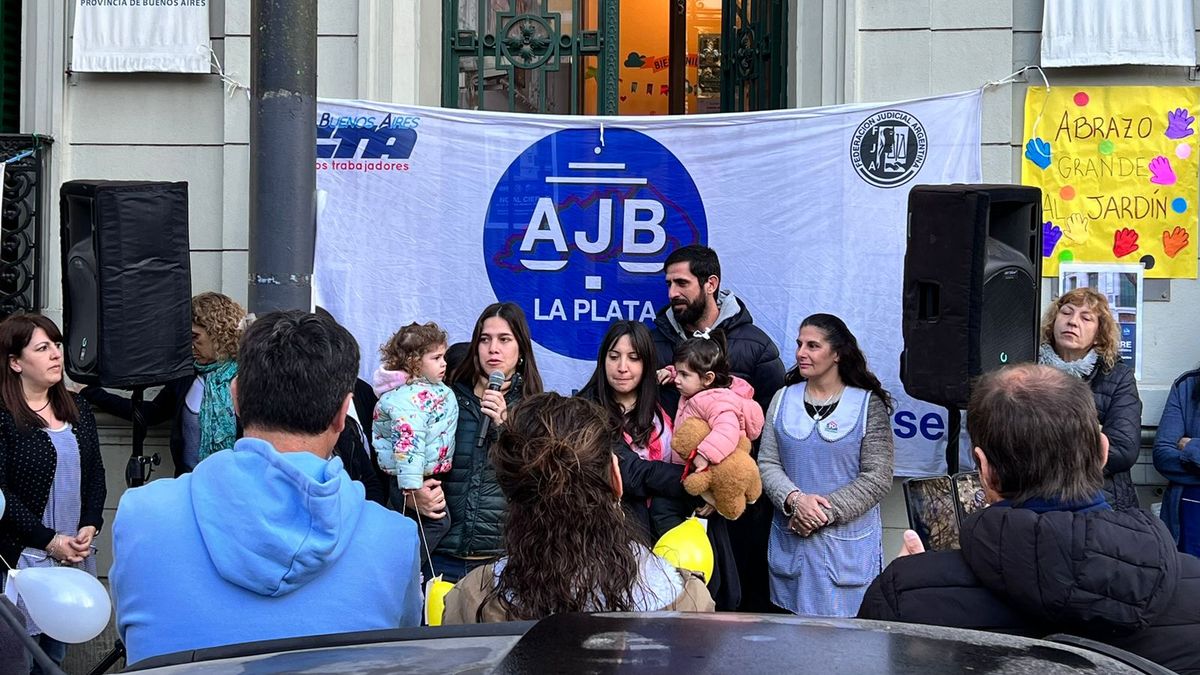 Otra de las imágenes de la protesta. (Foto: Facebook) Otra de las imágenes de la protesta. (Foto: Facebook)