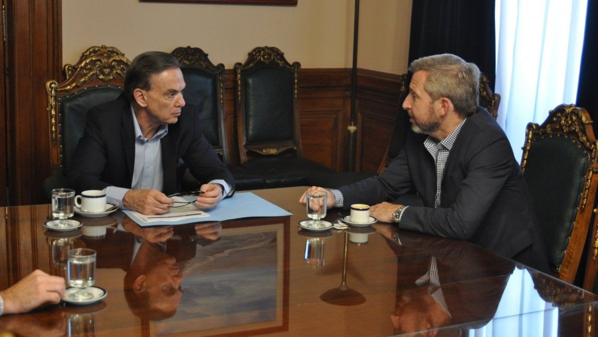 El Gobierno termina de cerrar su Gran Acuerdo: Frigerio fue de visitante a discutir el Presupuesto con Pichetto