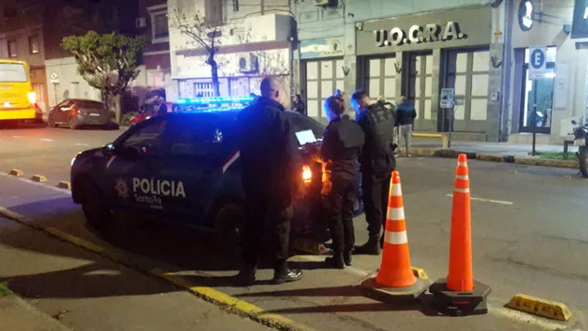 Brutal ataque a la sede de la Uocra en Rosario y en Santa Fe