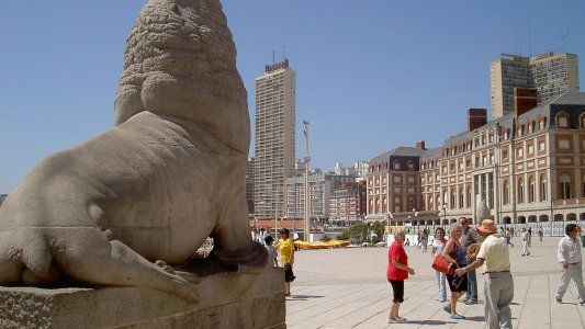 En Mar del Plata decidieron suspender las clases de todos los niveles educativos hasta finales de marzo