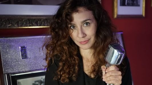 Daniela Herrero presenta De cerca en un show por streaming