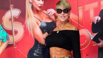 Mónica Farro se desmayó en pleno escenario mientras tenía que actuar con Sol Pérez