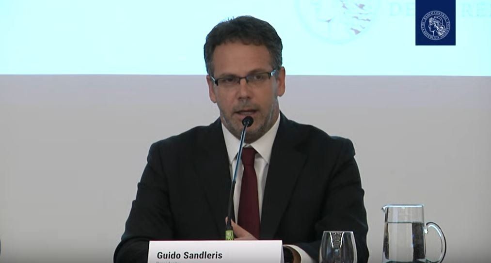 Sandleris presentó su renuncia como presidente del Banco Central