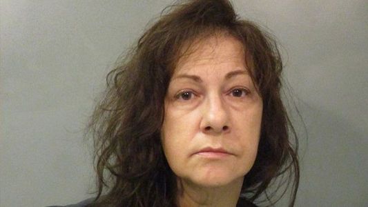 Macabro: convivió con el cadáver de su madre por seis meses para cobrar su pensión