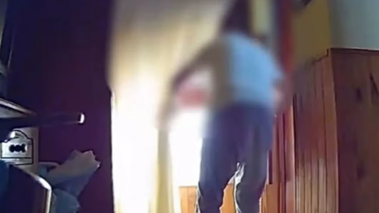 Pergamino: faltaba plata en la casa de sus padres, puso una cámara y el ladrón fue el menos pensado