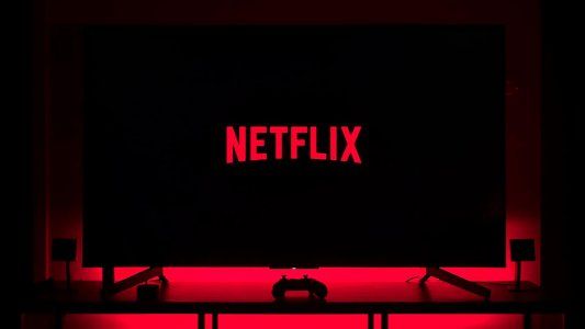 Netflix aumenta su servicio y el básico pasa a $279 más 64% de impuestos: cómo queda el cuadro tarifario completo