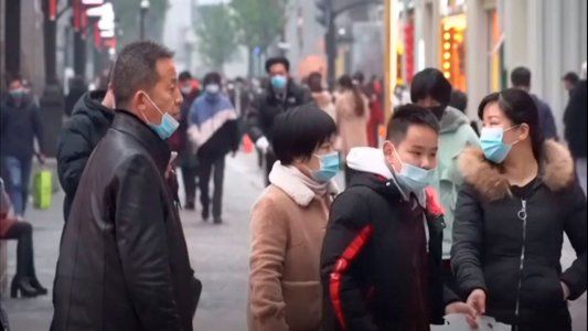 EE.UU. y China se enfrentan por el informe final de la OMS sobre el inicio de la pandemia