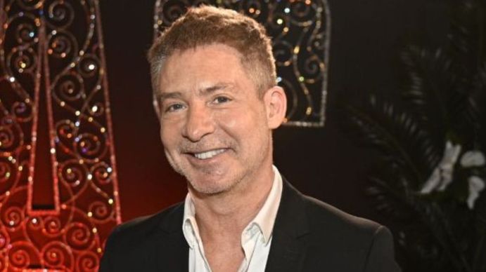Adrián Suar brilla en Netflix con la comedia más divertida y es su mejor película