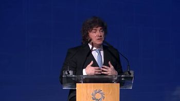 Javier Milei expuso sobre economía y empleo en un evento en el MALBA. (Foto: captura de video) Javier Milei expuso sobre economía y empleo en un evento en el MALBA. (Foto: captura de video)