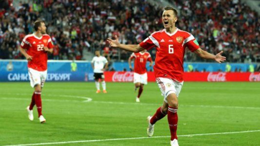 Rusia le ganó 3-1 a Egipto, continúa con puntaje ideal y está en la puerta de los Octavos de Final