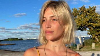 Stefi Roitman lució el pelo fucsia y la confundieron con una actriz internacional