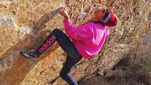 Preocupación mundial por el paradero de Elnaz Rekab, la atleta iraní que compitió sin el velo islámico
