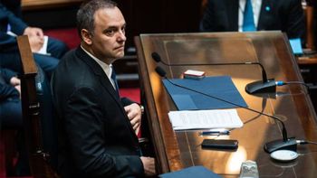 La oposición suspendió la sesión para interpelar a Adorni por temor a no conseguir quórum