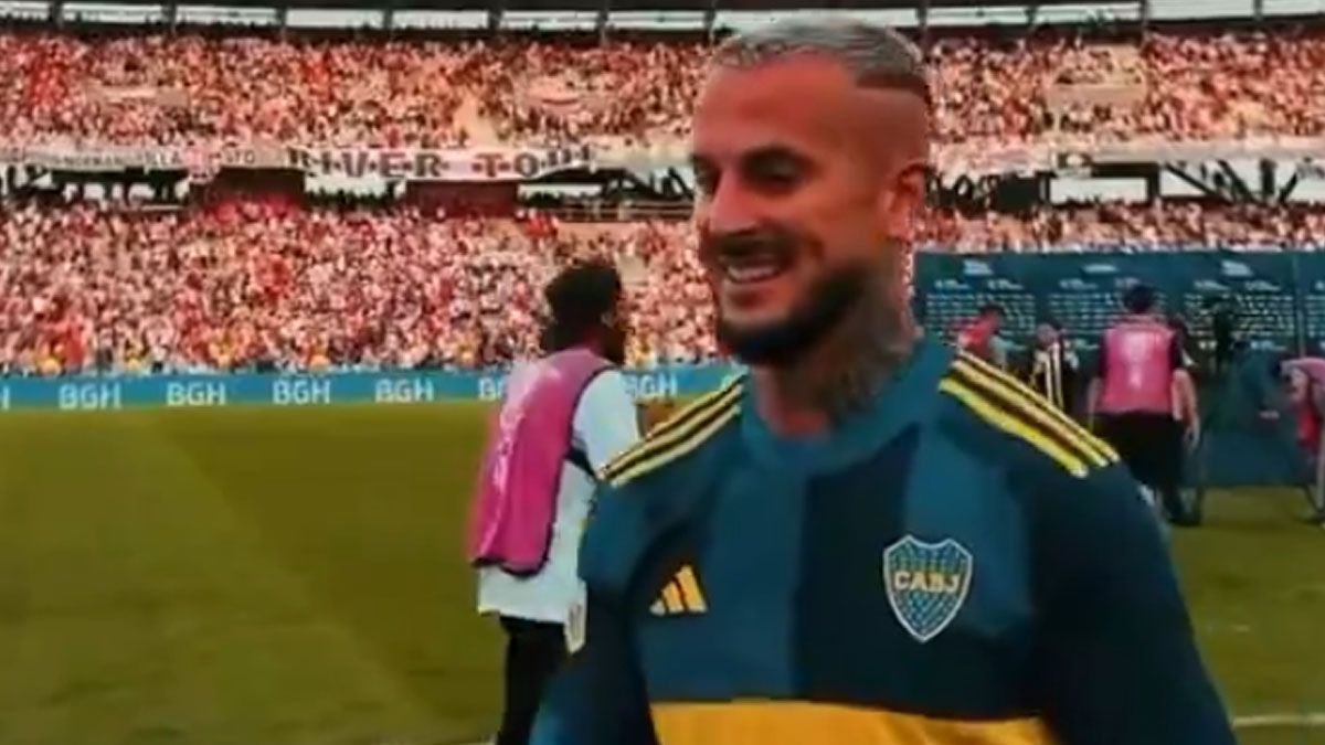 La polémica chicana de Darío Benedetto a la hinchada de River tras el Superclásico