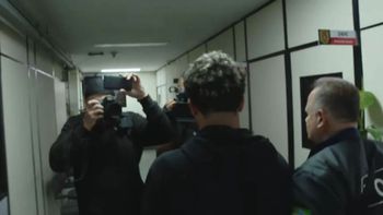 Sorpresa: un famoso influencer fue detenido por un crimen aberrante que sorprendió al mundo.
