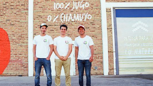 Emprendedores: estos amigos se cansaron del chamuyo de los jugos naturales y decidieron cambiar la industria