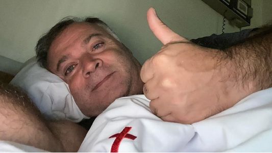 Claudio Rico internado: Esperando llegar a un rango de coagulación que me permita irme