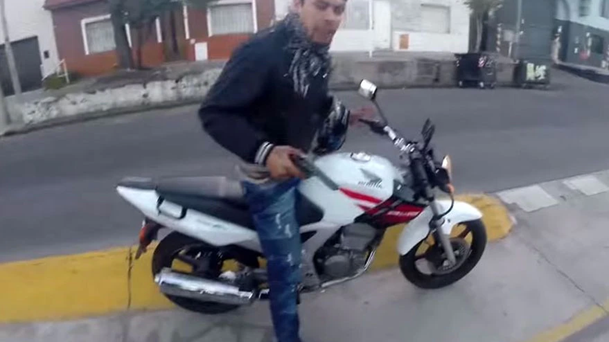 Otra vez arrestaron al motochorro que había asaltado a un turista en La Boca. (Crédito: Archivo)