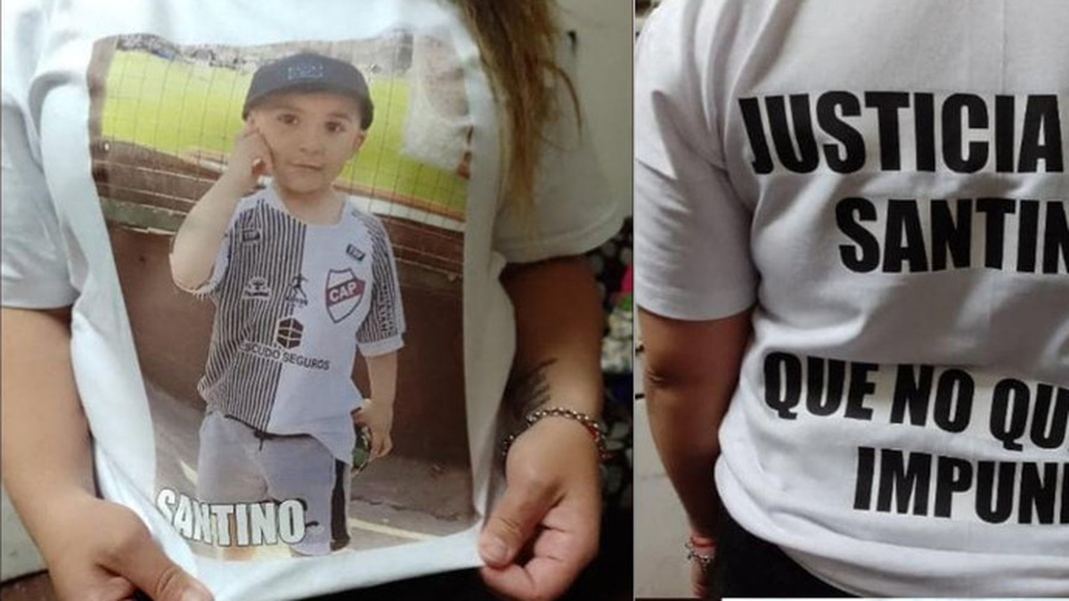 Murió Santino, el nene que aparecía en una campaña de vacunación, y la  familia denuncia al hospital por abandono
