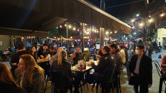 El Gobierno aclara que no estudia ninguna restricción para una franja horaria ni ningún tipo de confinamiento