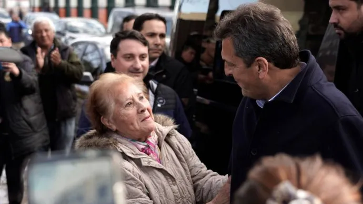 El ministro de Economía y precandidato a Presidente de la Nación, Sergio Massa, ratificó que el Gobierno Nacional actualizará las jubilaciones y pensiones. (Foto: archivo) El ministro de Economía y precandidato a Presidente de la Nación, Sergio Massa, ratificó que el Gobierno Nacional actualizará las jubilaciones y pensiones. (Foto: archivo)