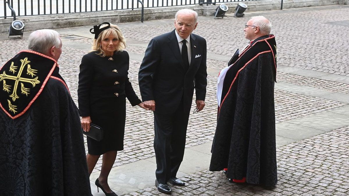 Joe Y Jill Biden, llegan a la abadía de Westminster (Foto: Gentileza Town & Country)