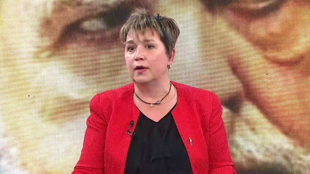 La esposa de De Vido reclamó que empiecen a caerse estas causas berretas contra los presos políticos