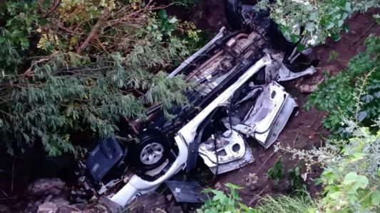 Tragedia en Catamarca: una camioneta cayó por un barranco y murieron tres personas