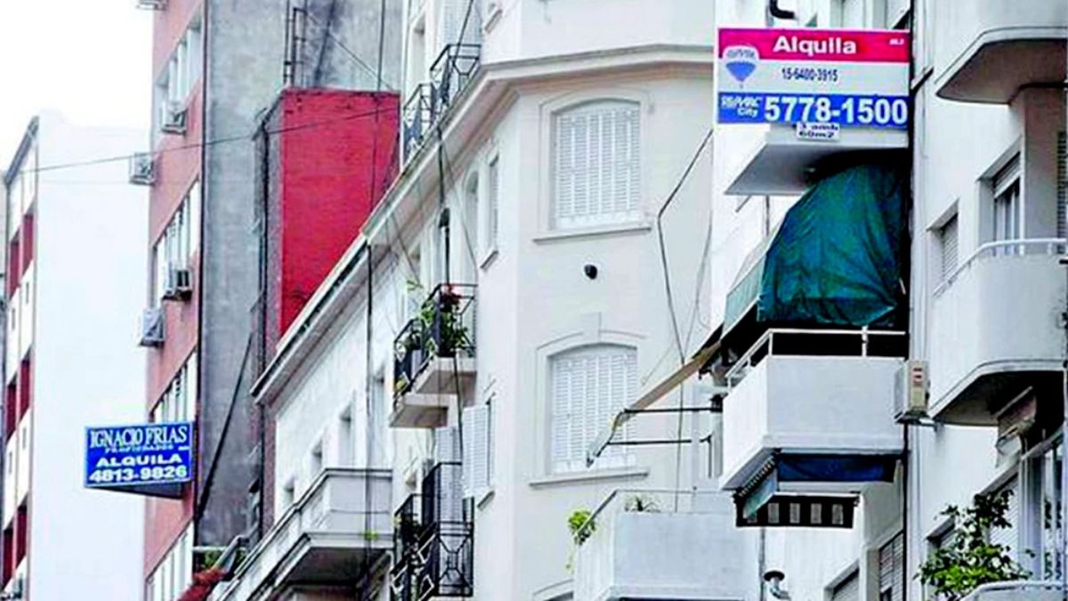 El aumento del precio de alquiler de una vivienda que corresponde actualizar el 1° de febrero será de 51,28%.