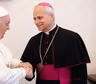El papa León XIV envió un mensaje homenaje a Francisco en medio de su recuperación