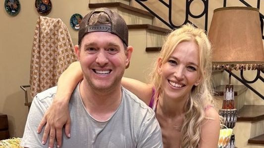 Michael Bublé reveló por qué sus hijos van a una escuela estatal: El mismo olor en los pasillos