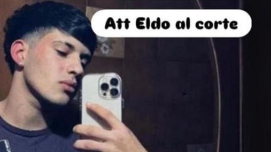 Iba en moto, lo seguía la Policía y terminó muerto bajo un patrullero: un agente fue arrestado