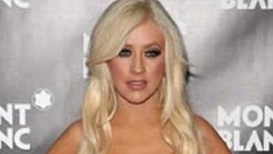 Christina Aguilera preocupa por su manera de beber
