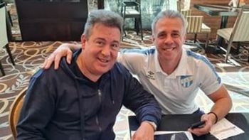 La drástica medida que tomó el dirigente de Atlético Tucumán que estuvo en la despedida de Riquelme